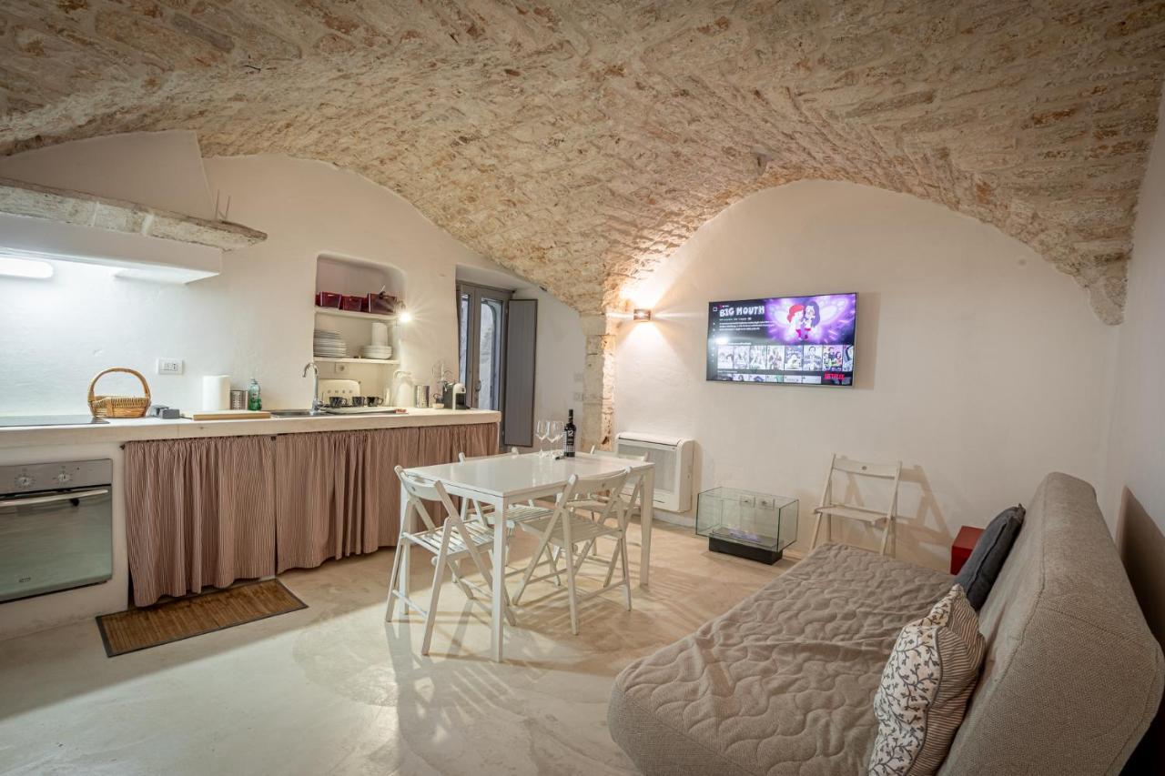 Vacation And Short Stay Suites & Apartments Ceglie - Celso チェーリエ・メッサーピカ エクステリア 写真